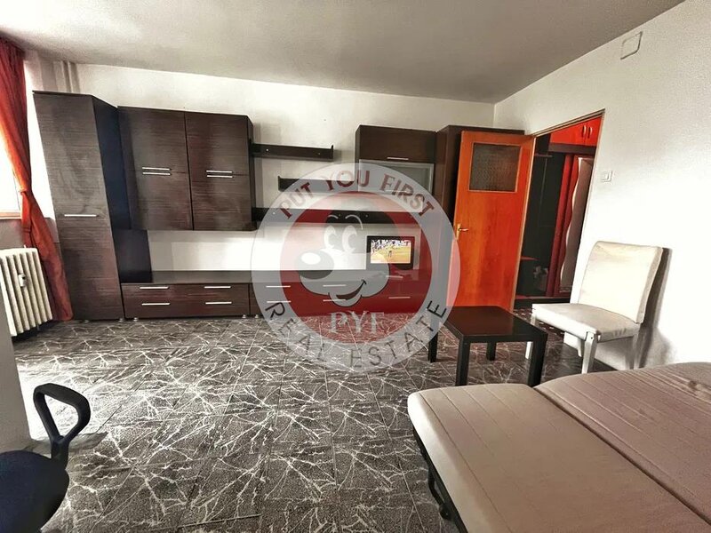 Mega Mall | Garsoniera | 32 mp | Semidecomandat | B9453