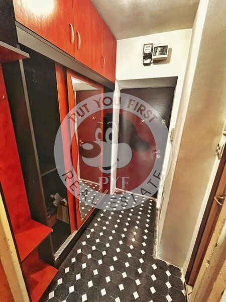 Mega Mall | Garsoniera | 32 mp | Semidecomandat | B9453