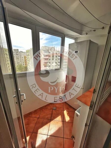 Mega Mall | Garsoniera | 32 mp | Semidecomandat | B9453